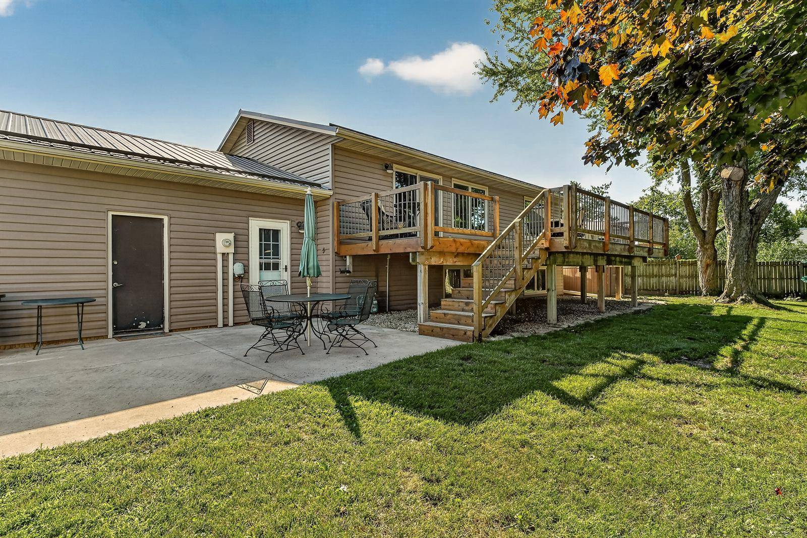 813 3rd AVE SE, Stewartville, MN 55976
