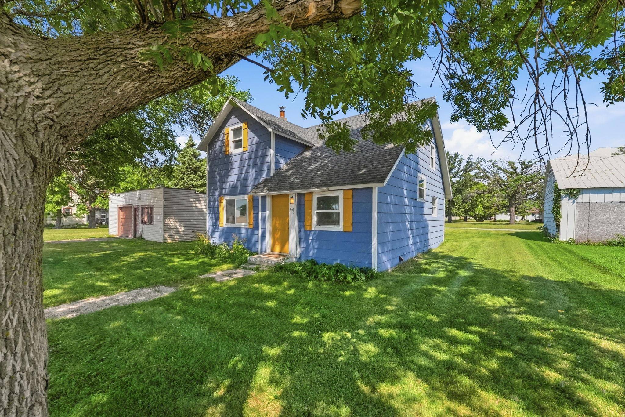 604 Atlantic AVE N, Herman, MN 56248