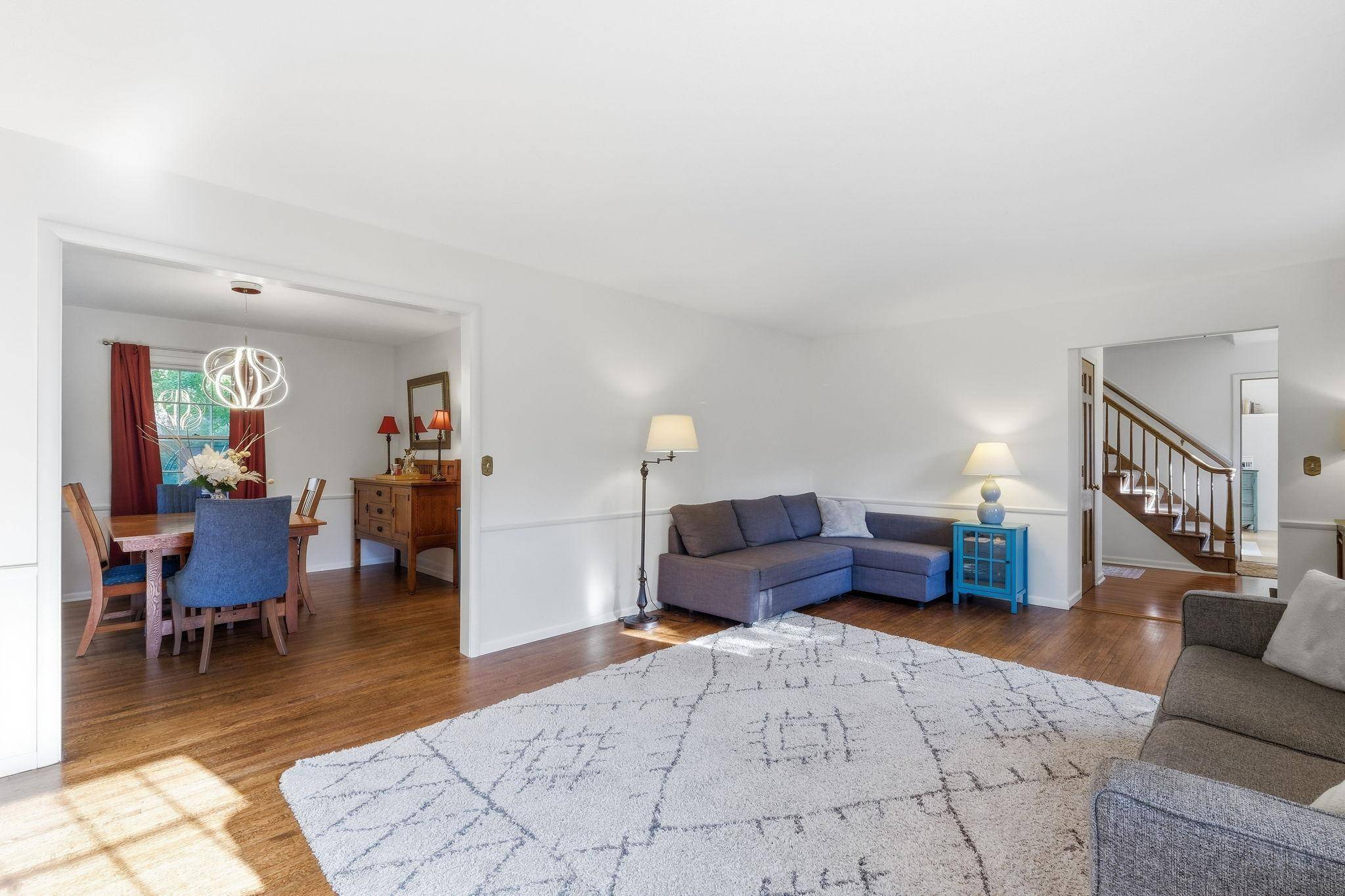 9672 Washburn AVE S, Bloomington, MN 55431