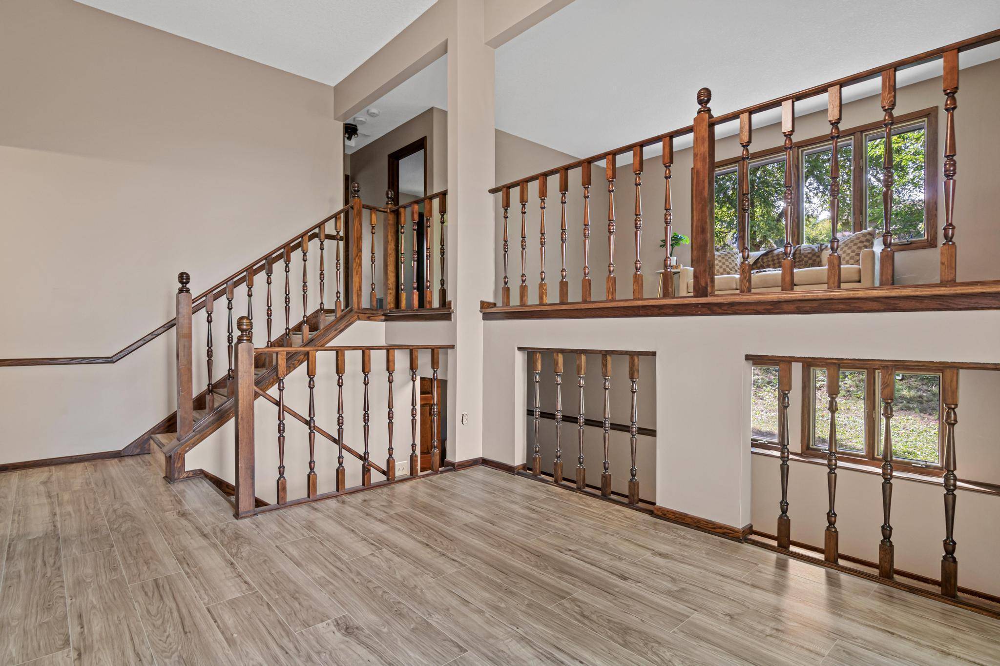 7855 Polaris LN N, Maple Grove, MN 55311
