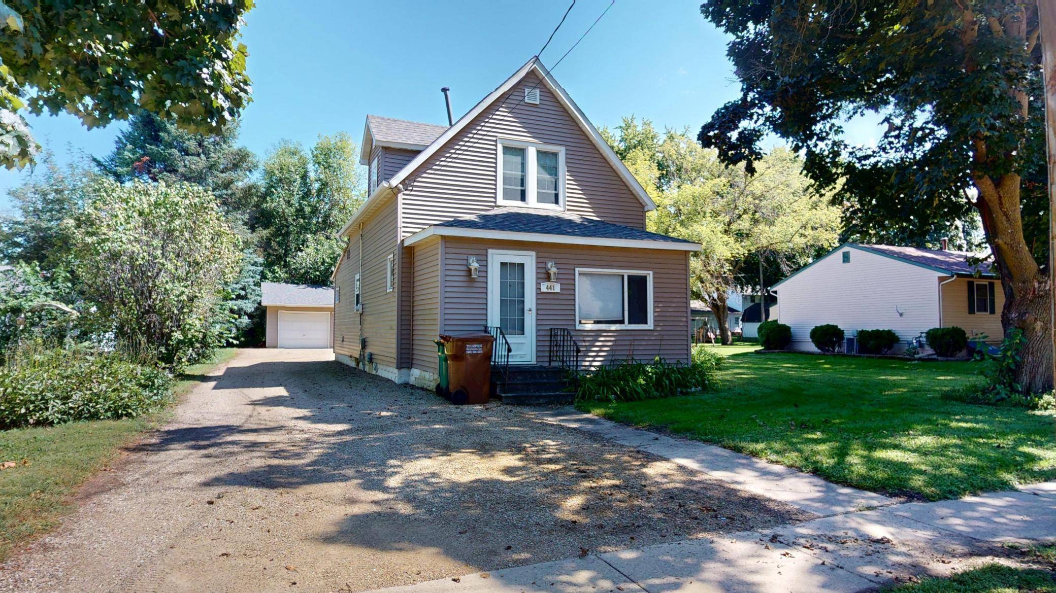 441 Center AVE S, Glenville, MN 56036