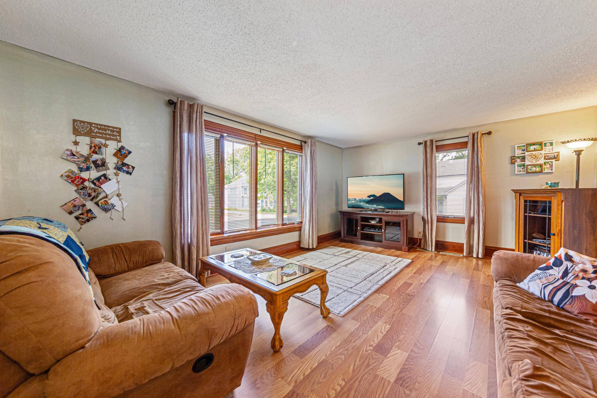 227 3rd AVE SW, Faribault, MN 55021