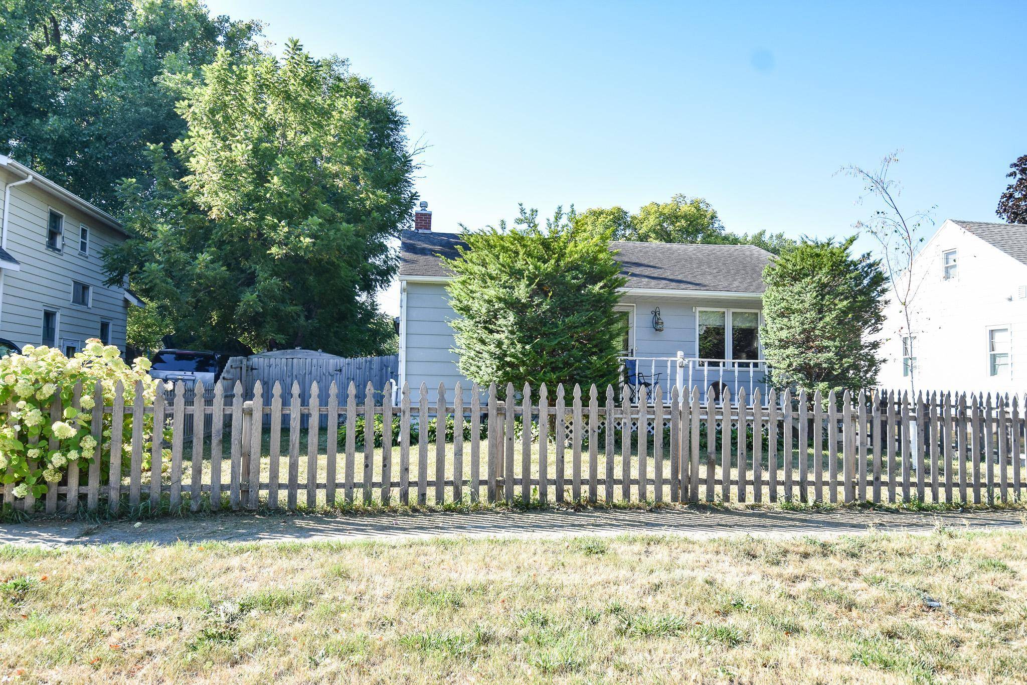 1630 11 AVE S, Fargo, ND 58103
