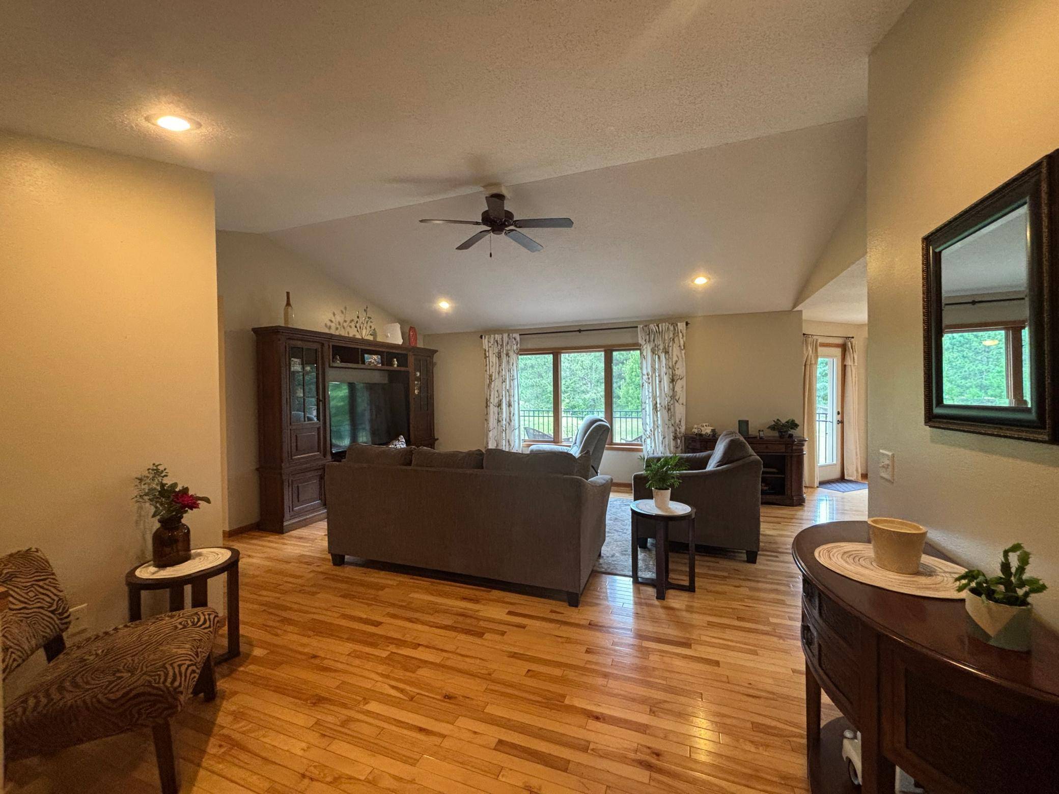 855 Bauer AVE, Eau Claire, WI 54703