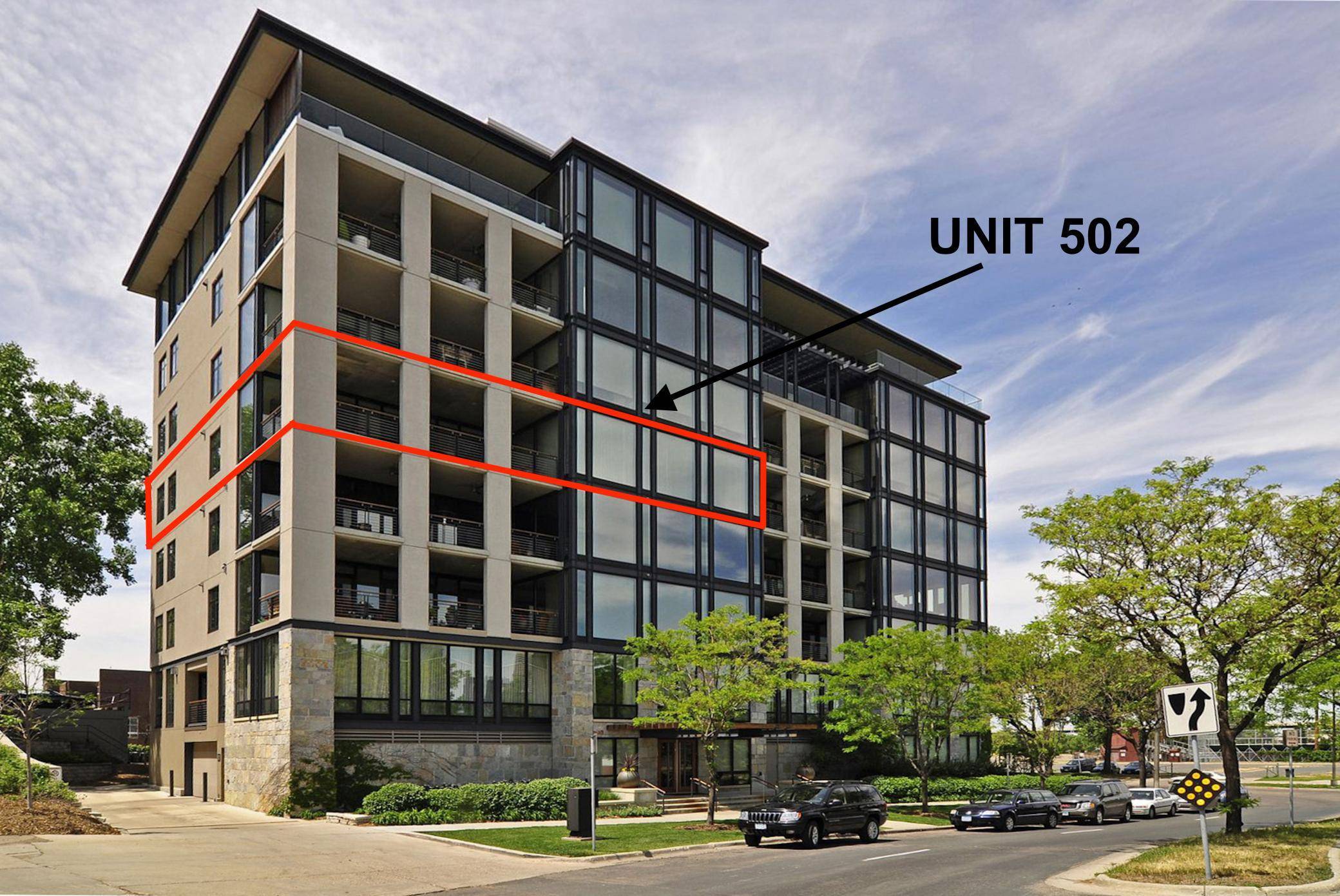 301 Kenwood Pkwy #502, Minneapolis, MN 55403