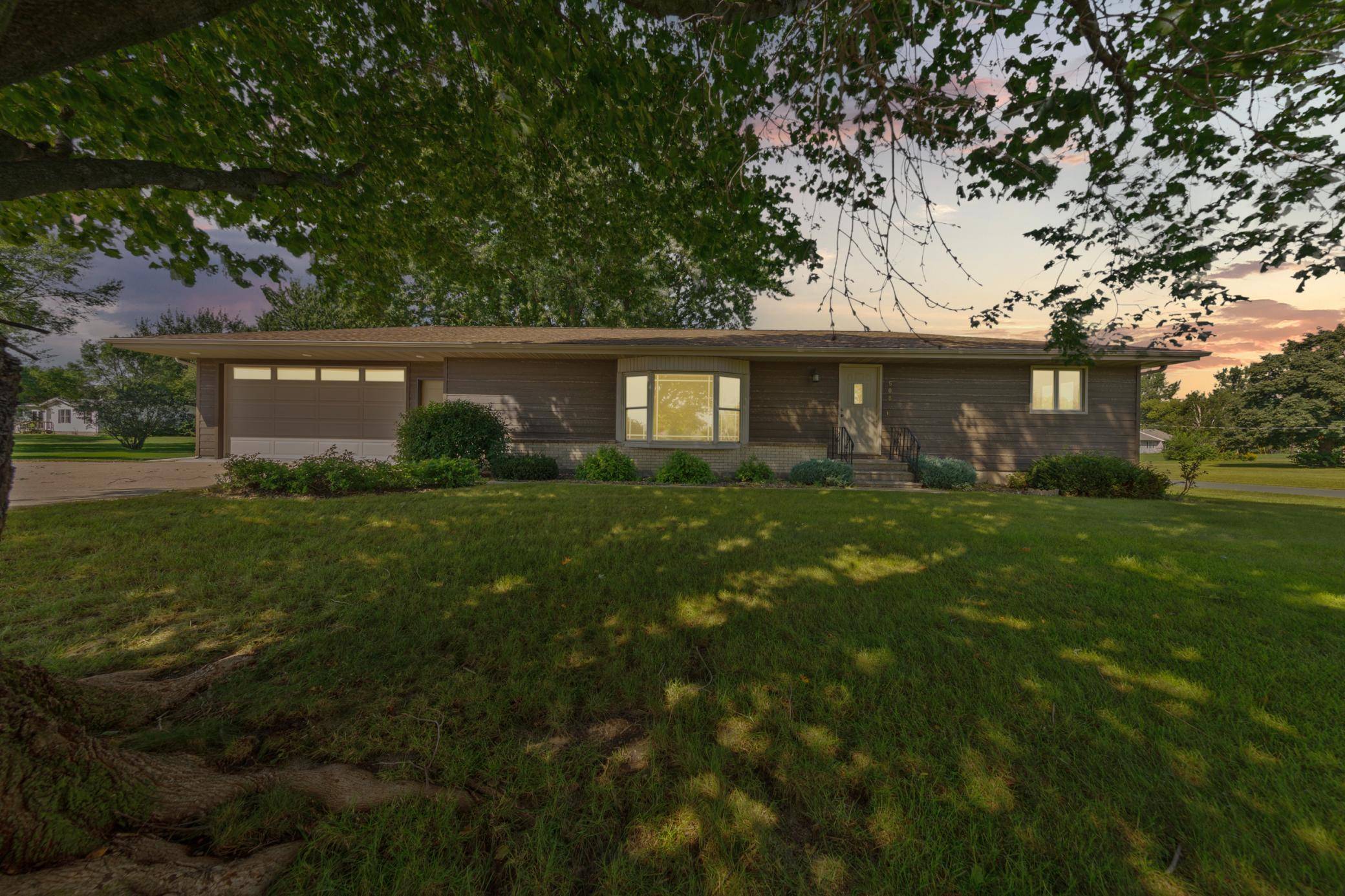 508 Central AVE S, Geneva, MN 56035