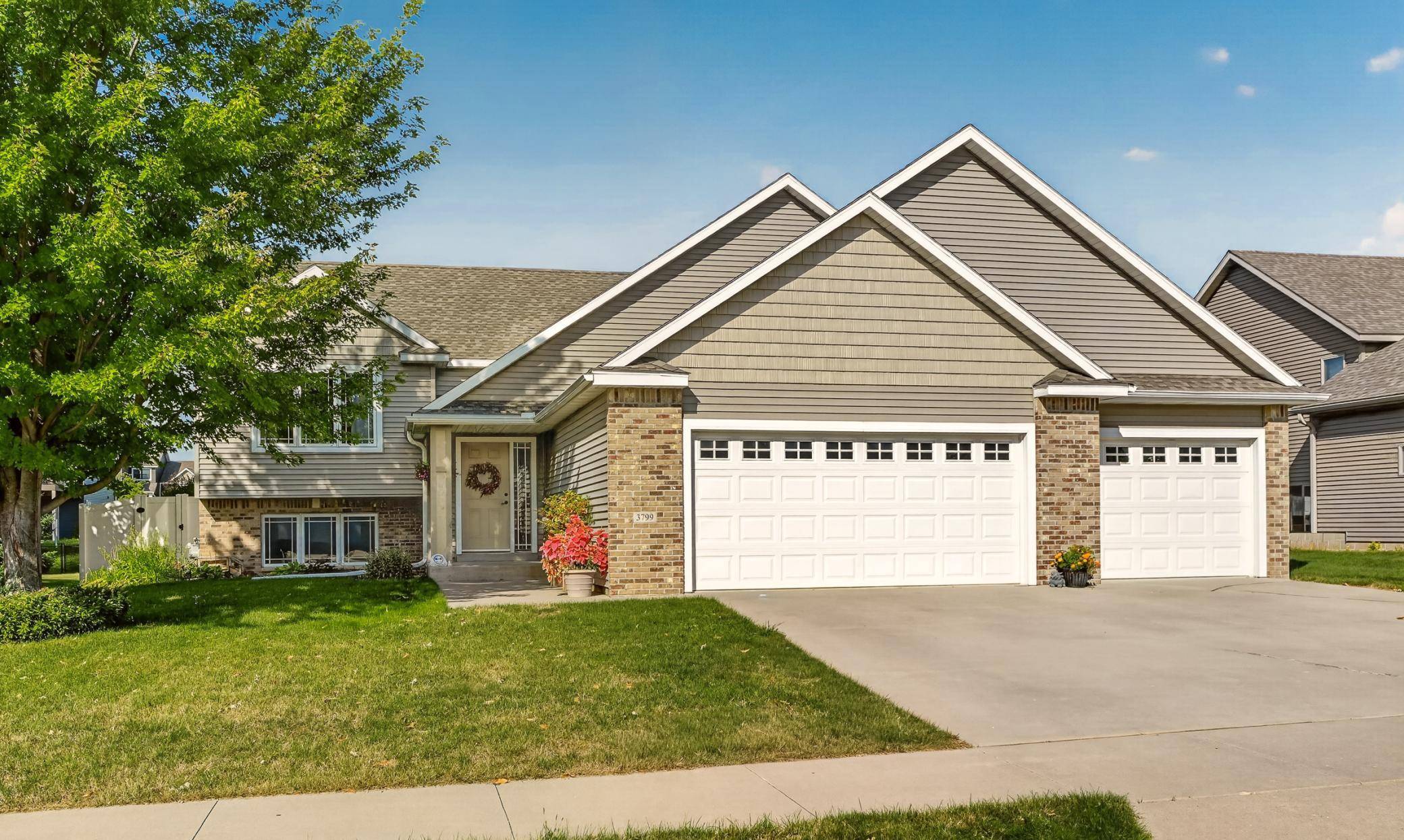 3799 Odyssey DR SW, Rochester, MN 55902