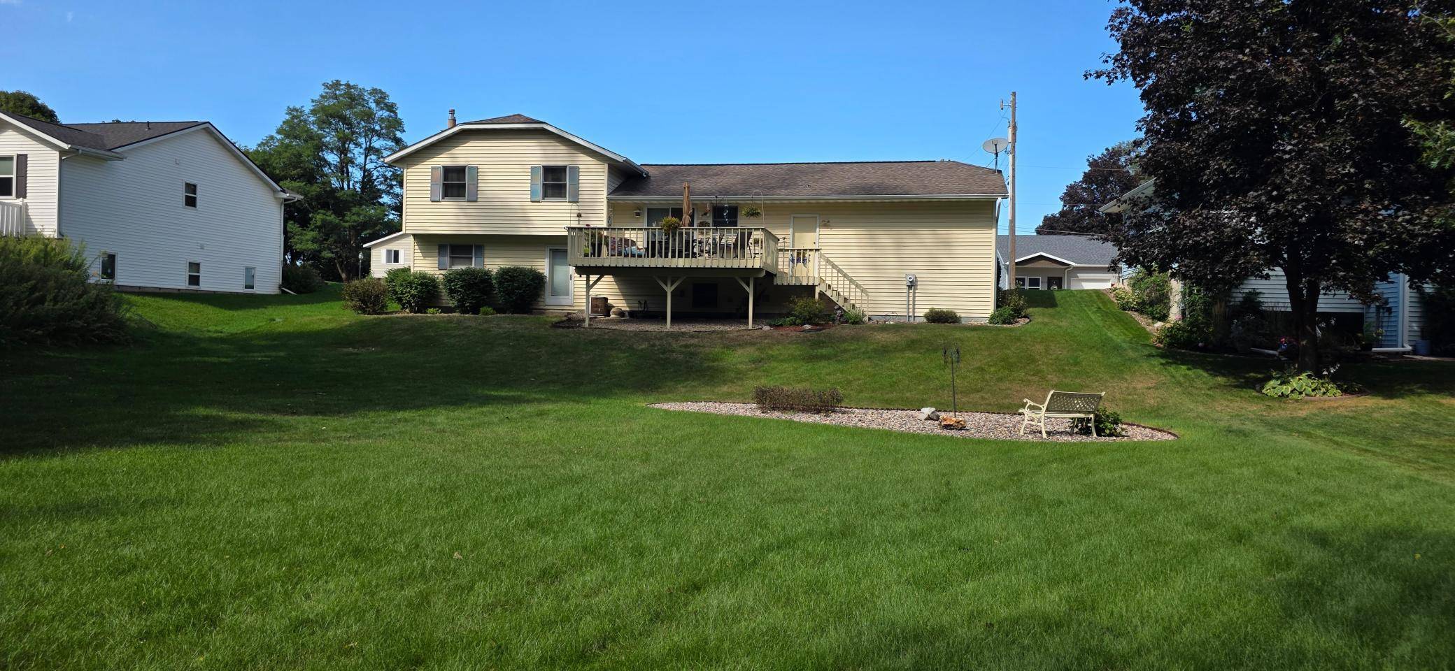 724 Well ST, Onalaska, WI 54650
