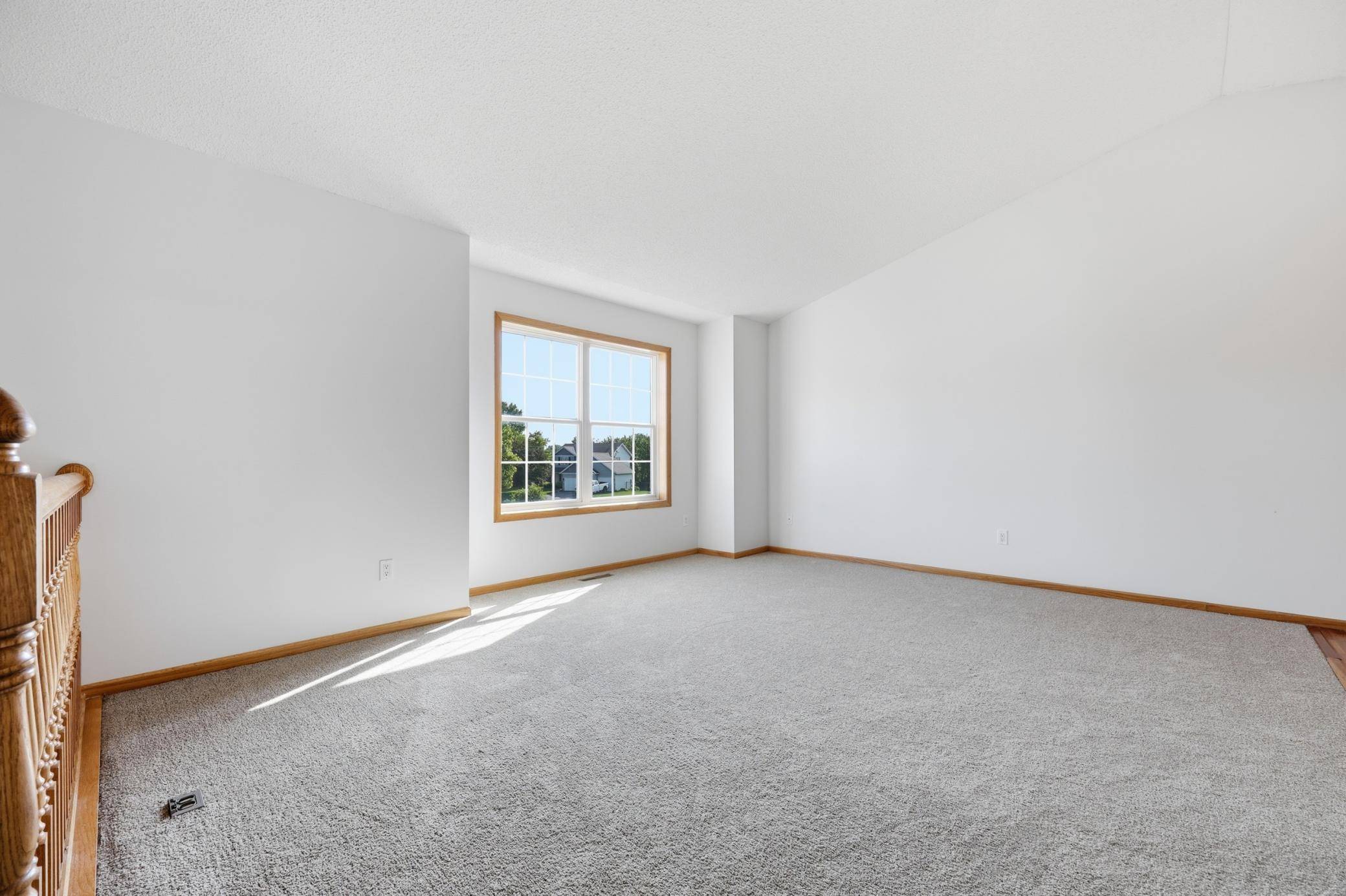 1114 Hidden Creek BLVD, Mayer, MN 55360