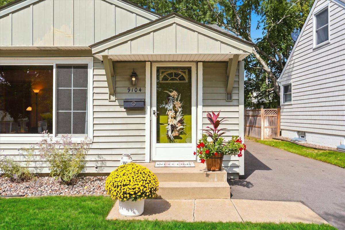 9104 Stanlen RD, Saint Louis Park, MN 55426