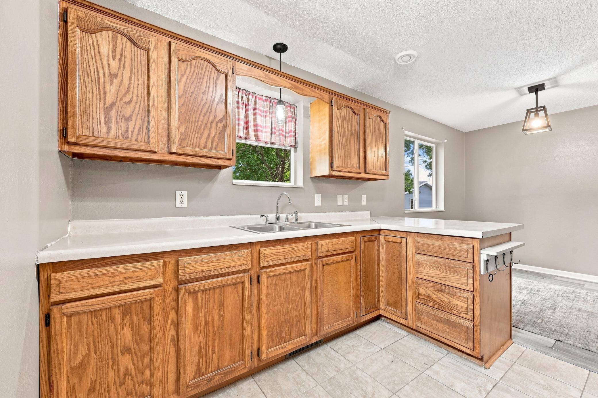 416 Central ST W, Detroit Lakes, MN 56501
