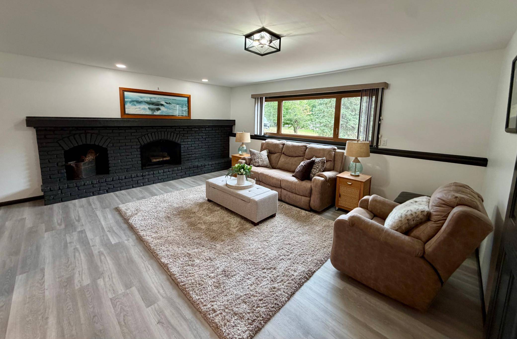 20 Willow Wood DR, Excelsior, MN 55331