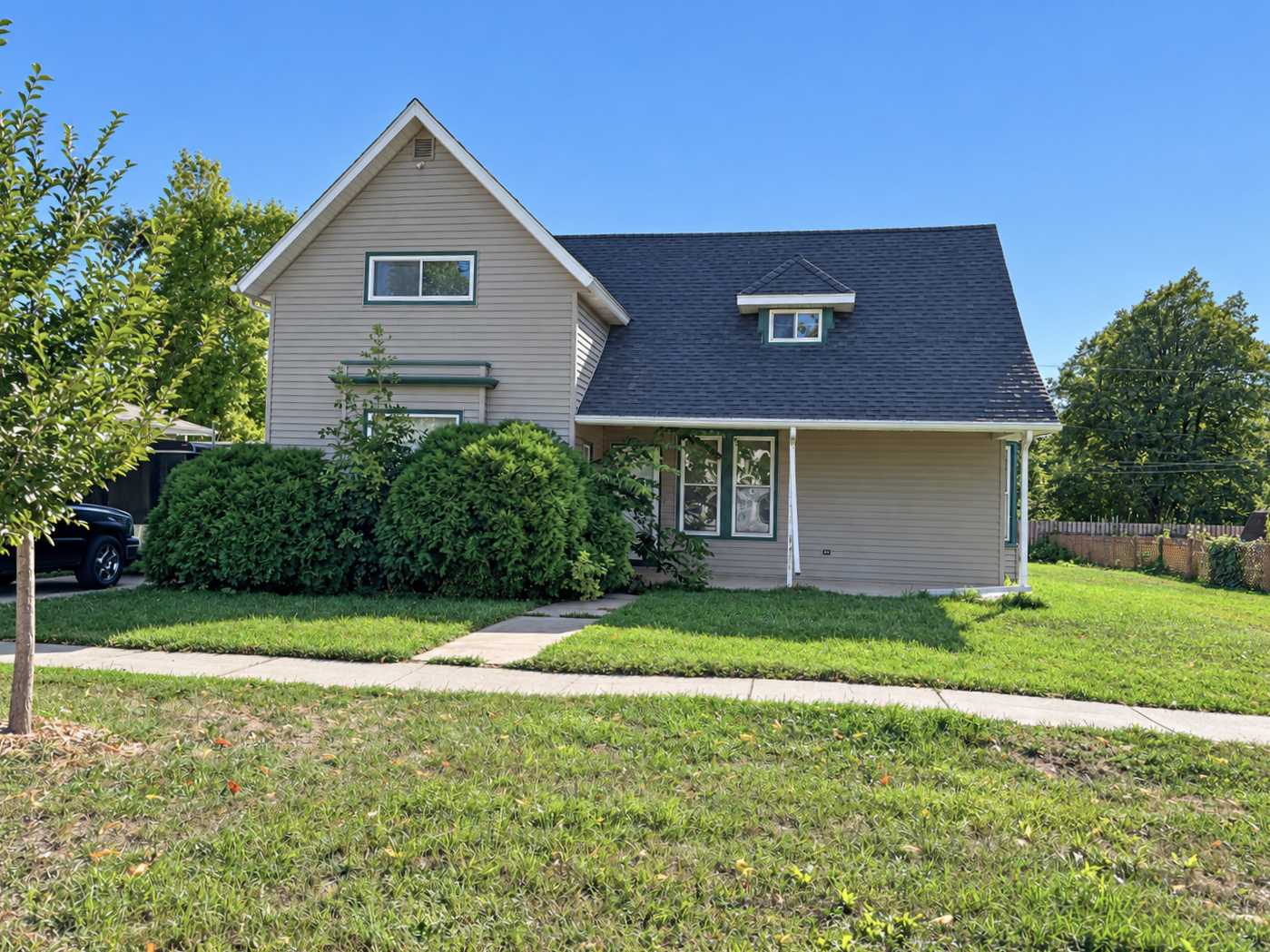 421 Langer AVE S, Casselton, ND 58012