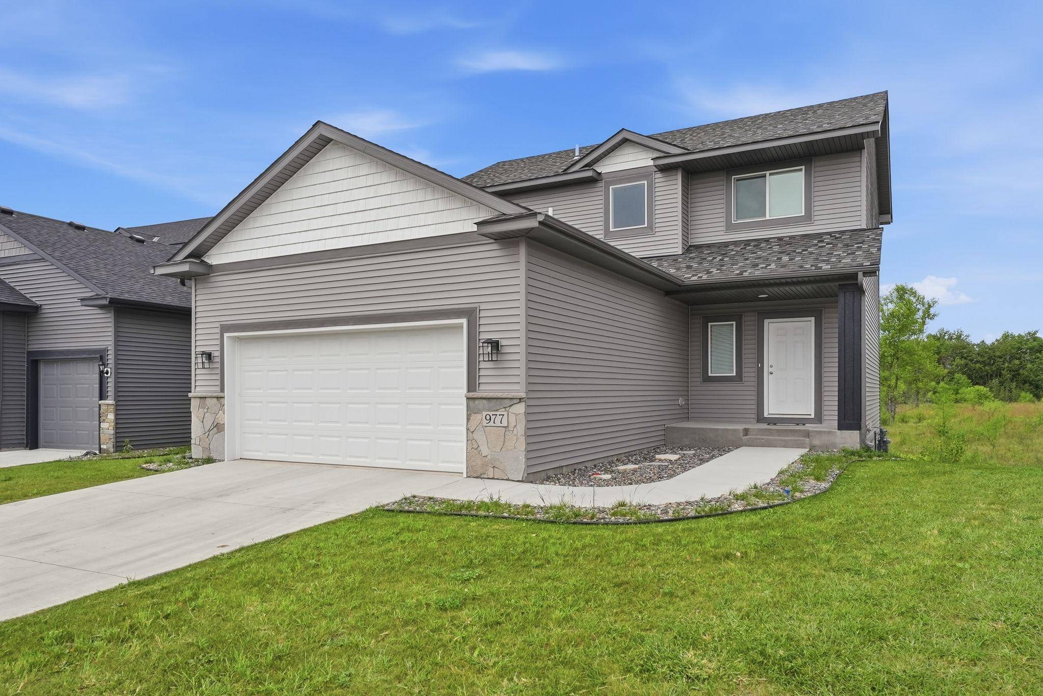 977 45th AVE NE, Saint Cloud, MN 56304