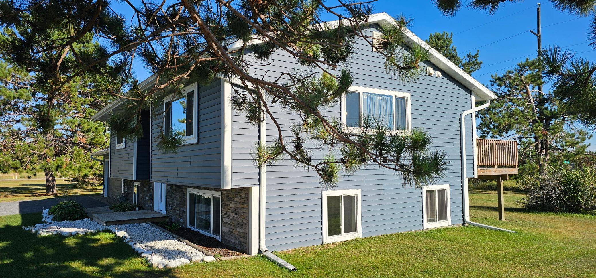 1138 Pleasant CT SW, Bemidji, MN 56601