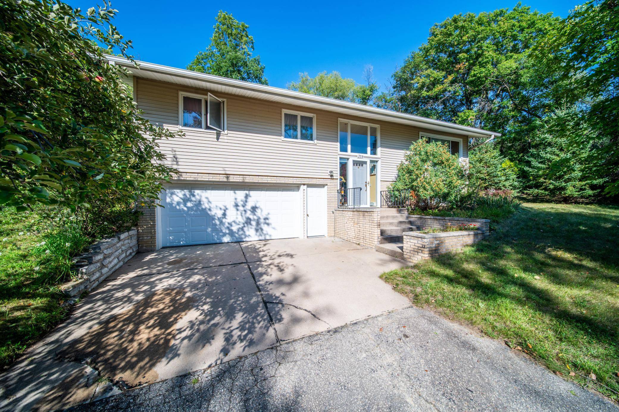 359 Riverview Heights DR NE, Rochester, MN 55906