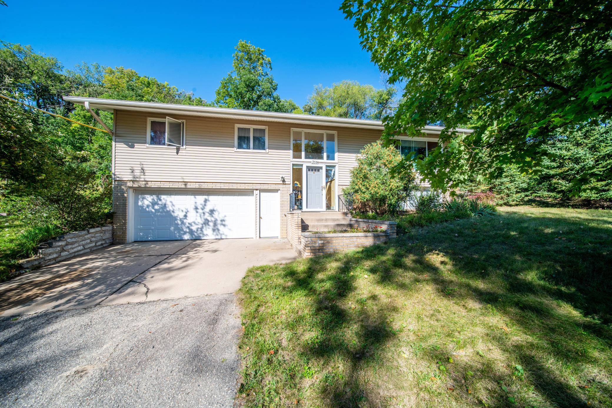 359 Riverview Heights DR NE, Rochester, MN 55906