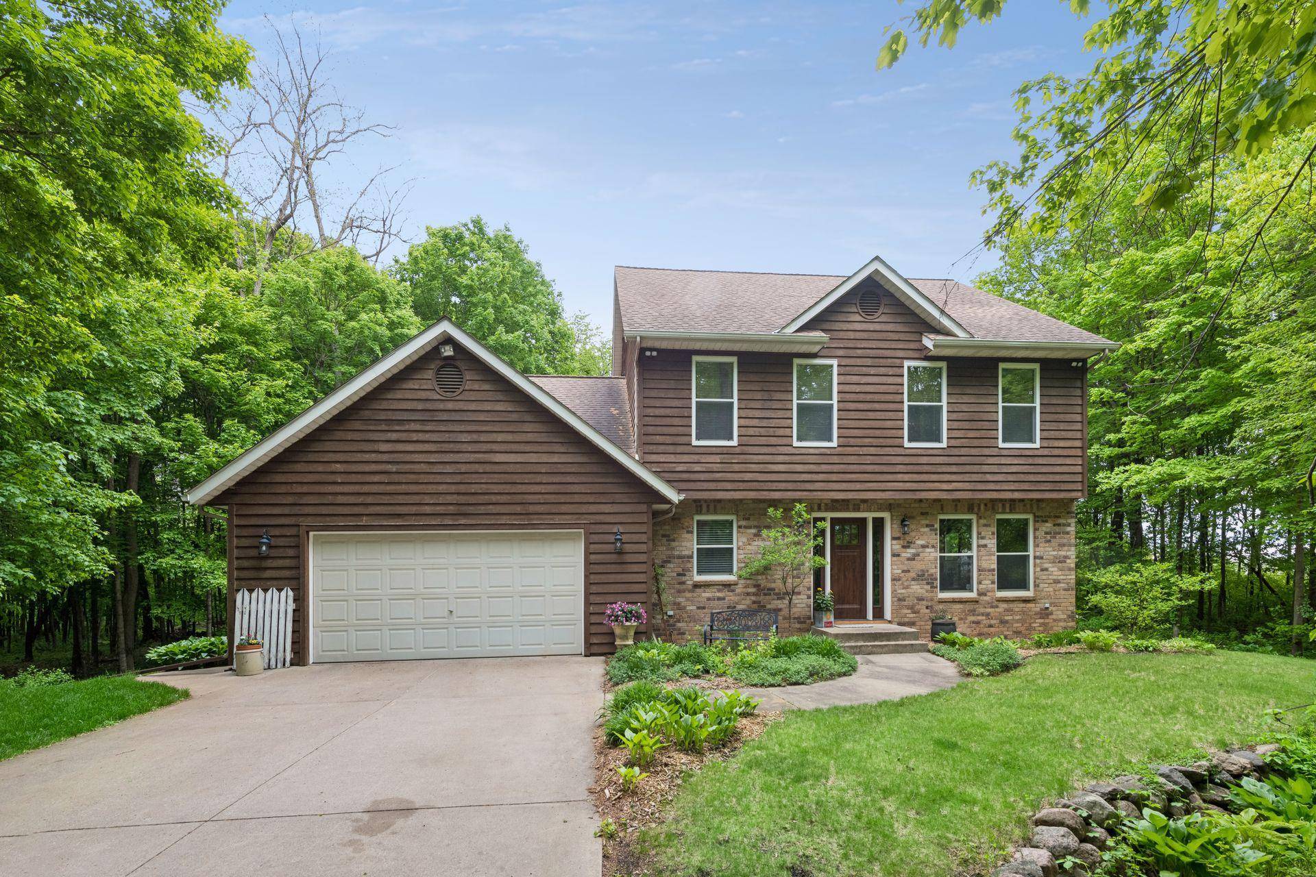 1745 1st AVE SE, New Prague, MN 56071