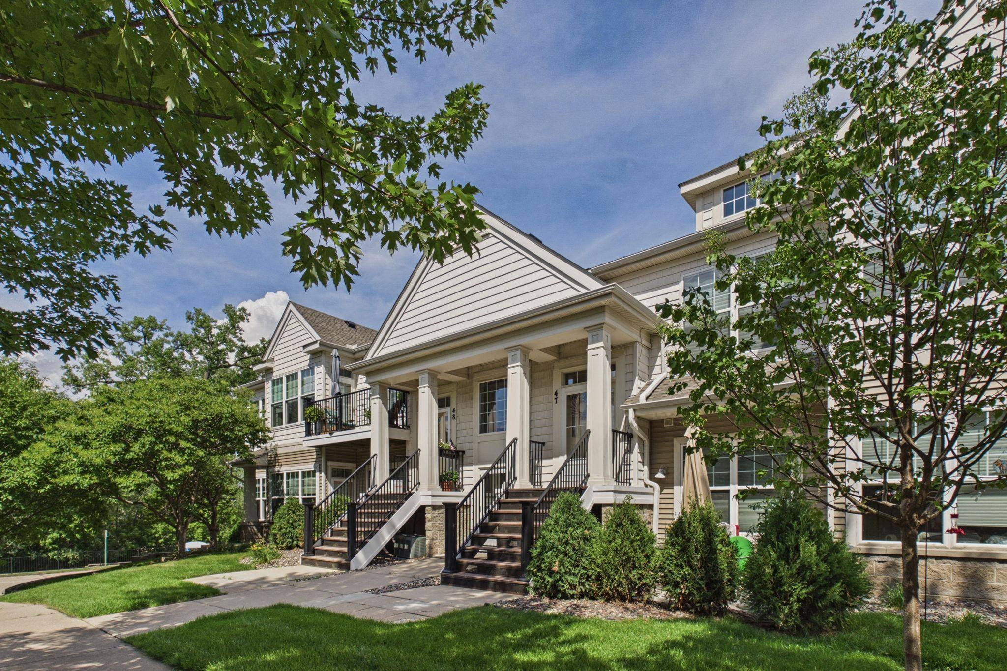 625 Wesley Commons DR #47, Golden Valley, MN 55427