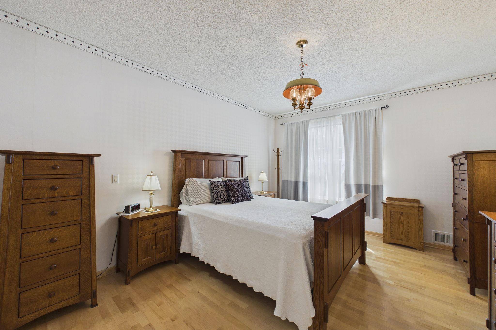 625 Wesley Commons DR #47, Golden Valley, MN 55427