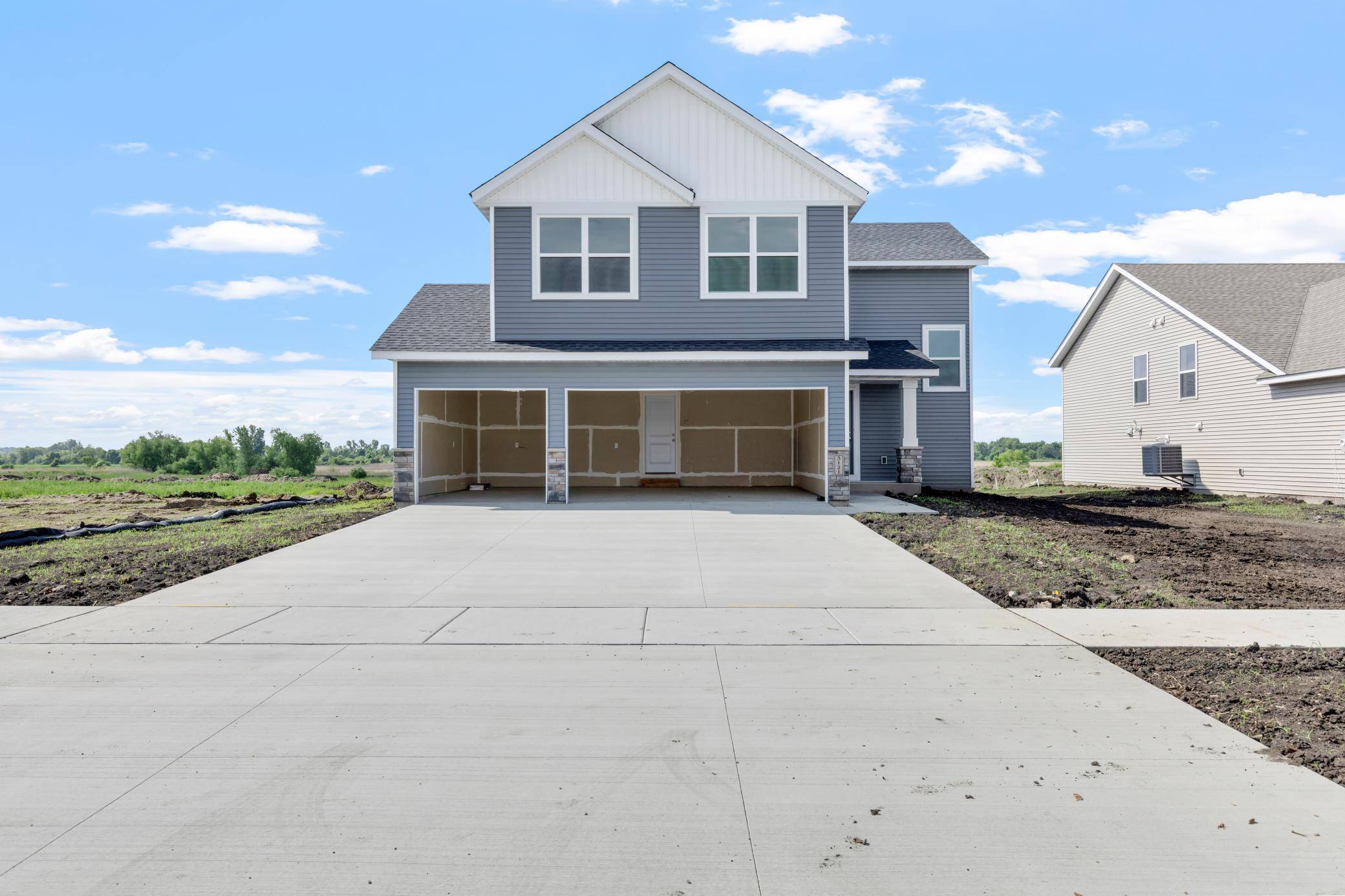 533 Sienna DR, Watertown, MN 55388