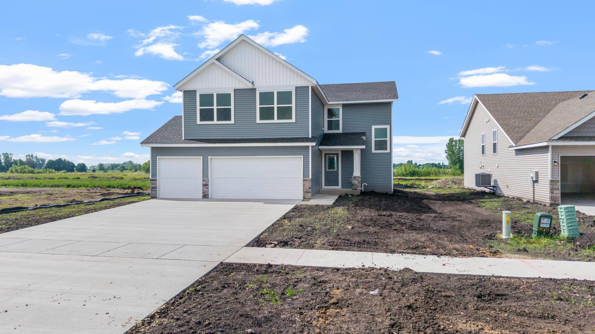 533 Sienna DR, Watertown, MN 55388