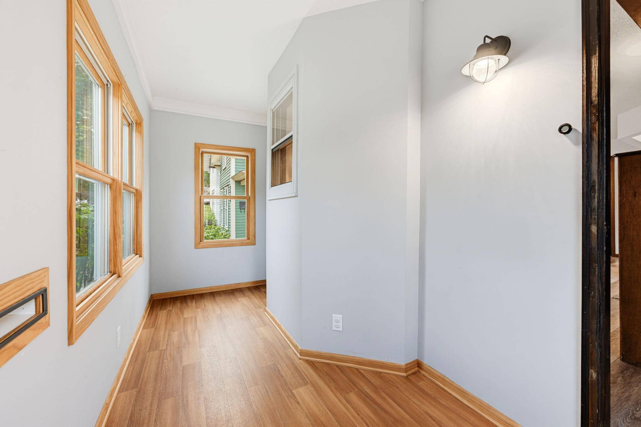 2924 E 25th ST, Minneapolis, MN 55406