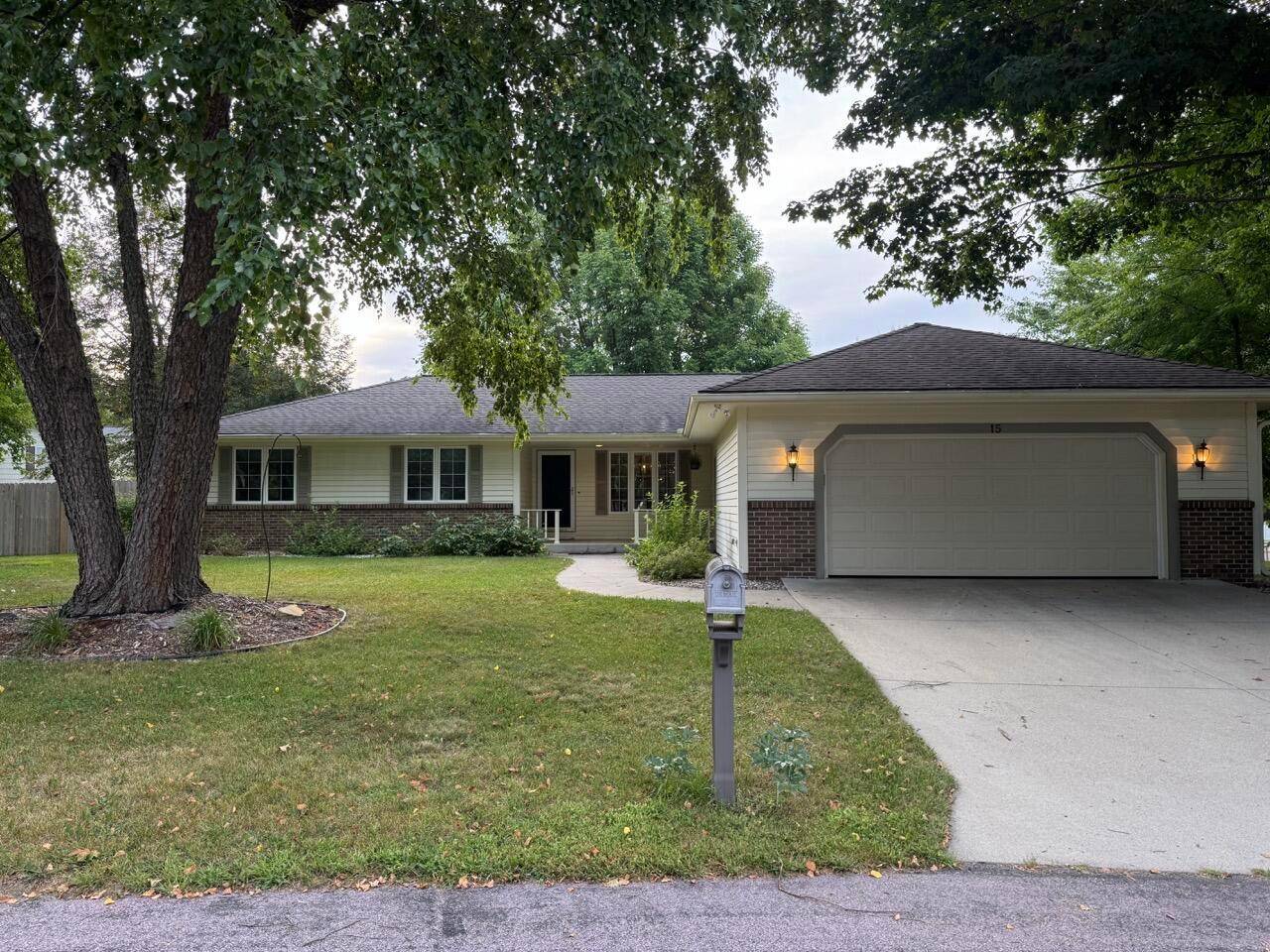 15 Caroletta CT, Mankato, MN 56001