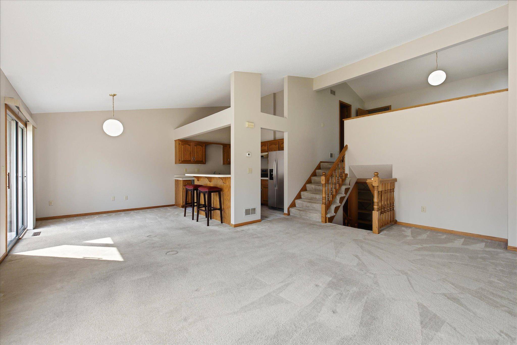 5758 Heather Ridge DR, Shoreview, MN 55126