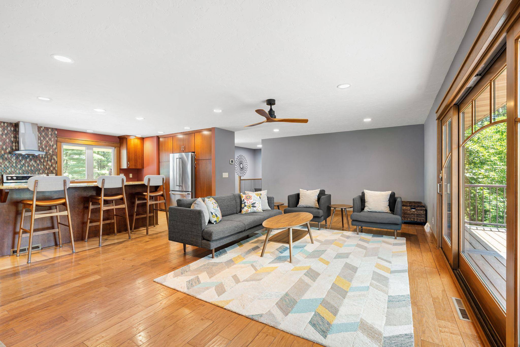 706 23rd ST SW, Austin, MN 55912