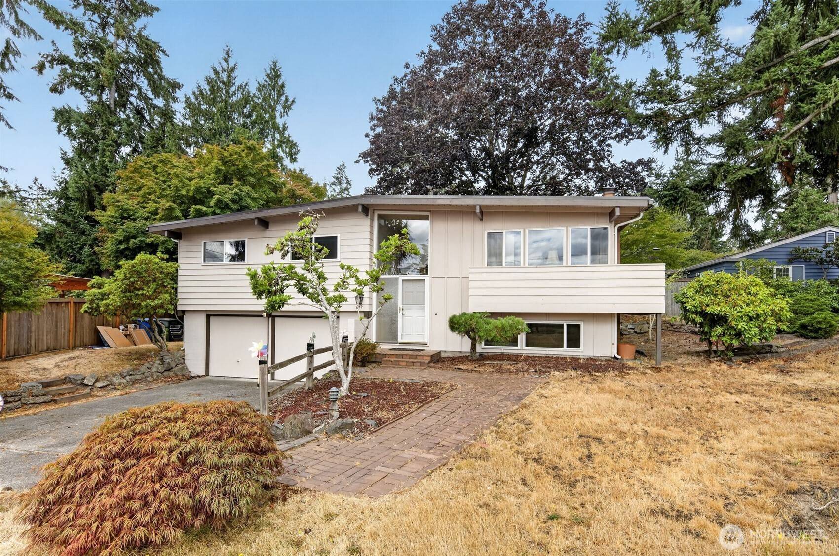 609 168th AVE NE, Bellevue, WA 98008