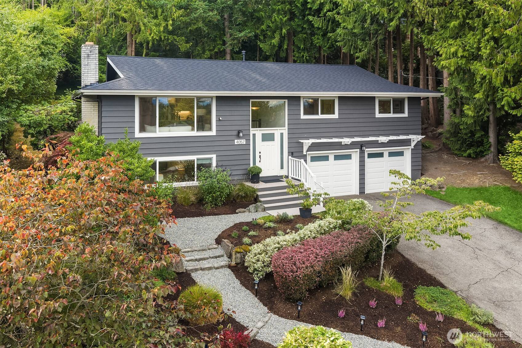 4057 96th AVE SE, Mercer Island, WA 98040