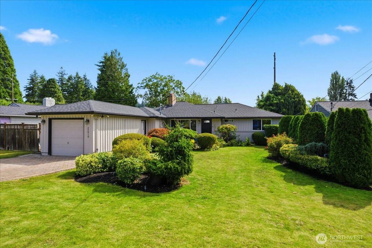 22919 74th AVE W, Edmonds, WA 98026