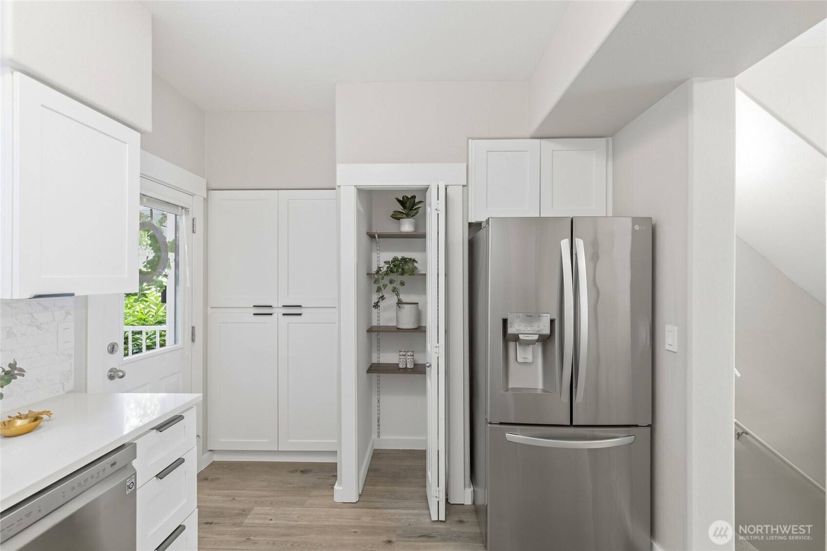 23120 SE Black Nugget RD #L4, Issaquah, WA 98029