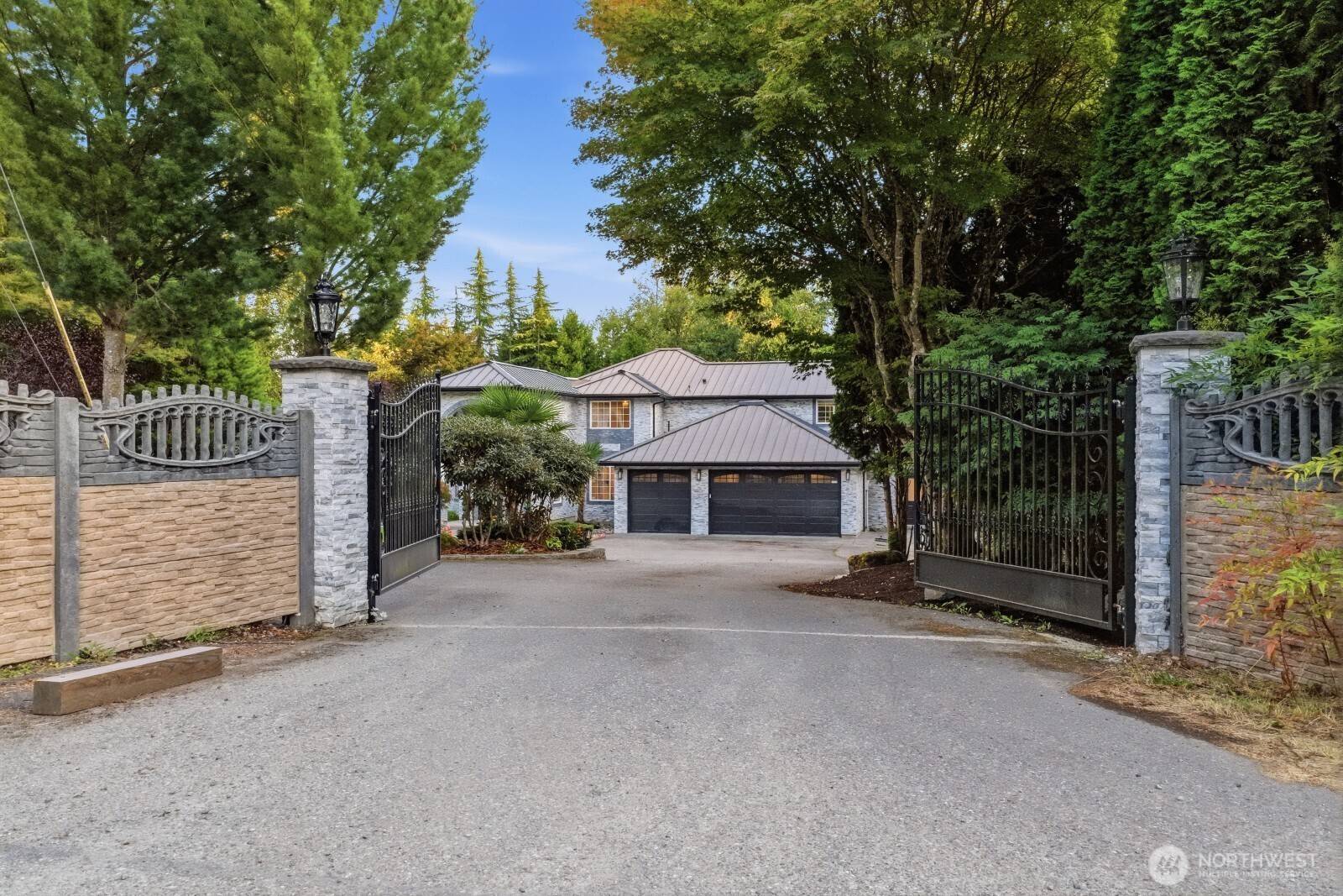 11217 Bunk Foss RD, Snohomish, WA 98290