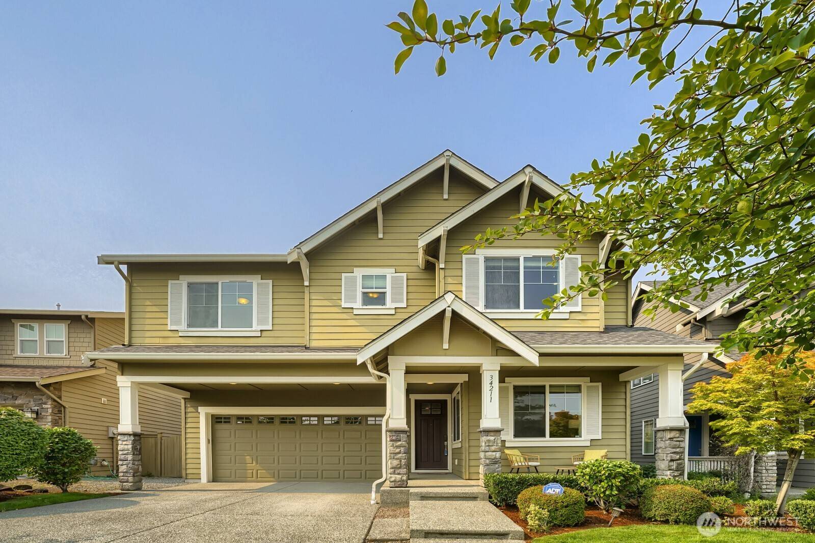 34211 SE Nye ST, Snoqualmie, WA 98065