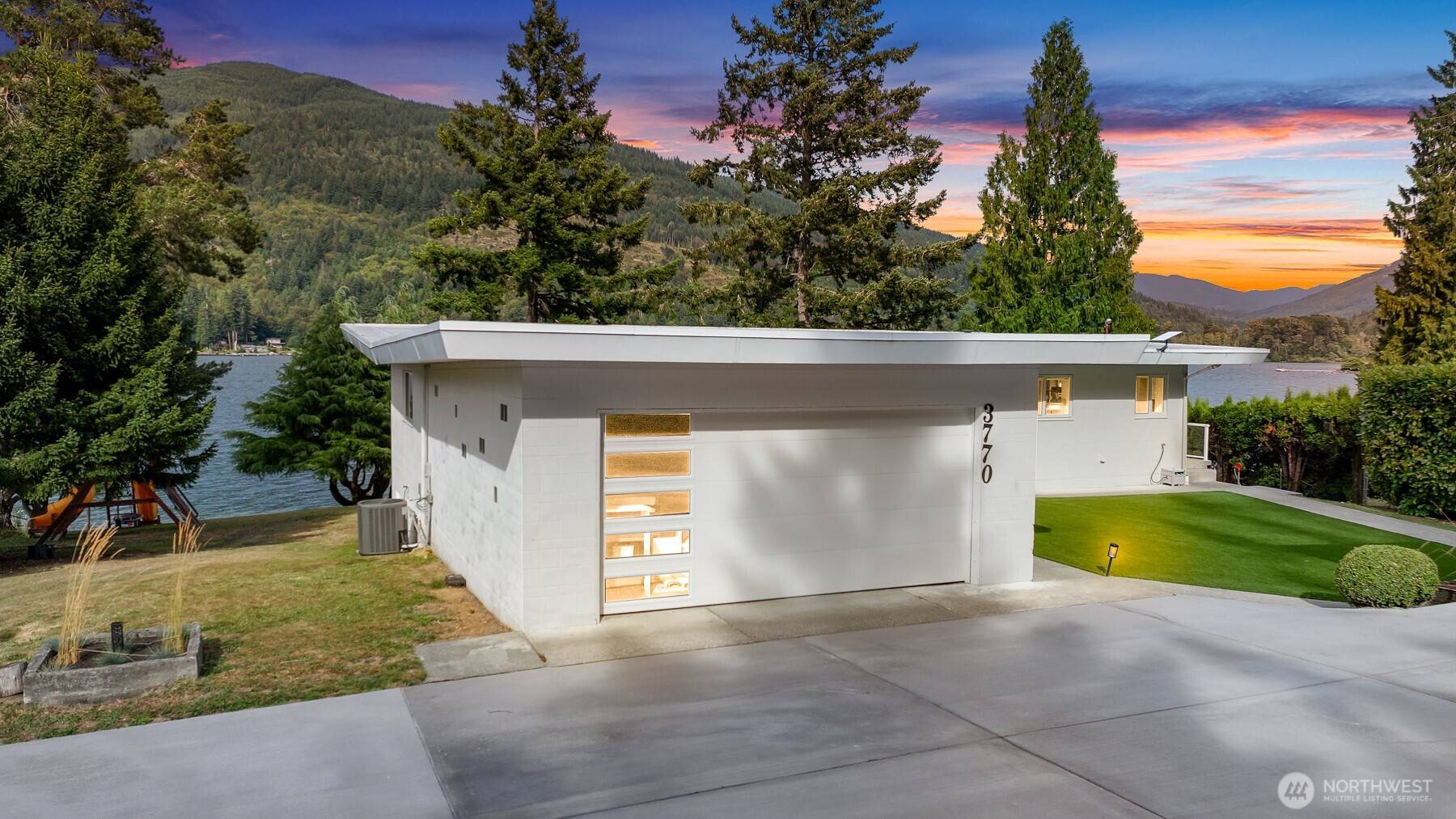 3770 S Bay DR, Sedro Woolley, WA 98284