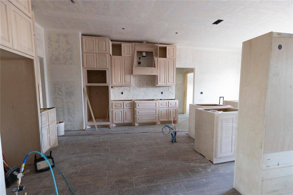 11009 NW 90th ST, Yukon, OK 73099