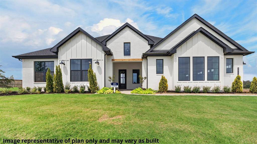 9017 Hidden Meadow DR, Edmond, OK 73007