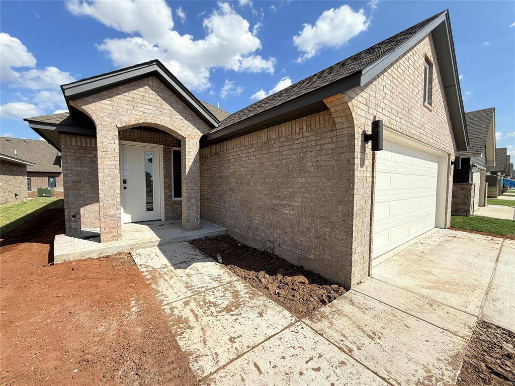 13908 Mondello LN, Oklahoma City, OK 73170