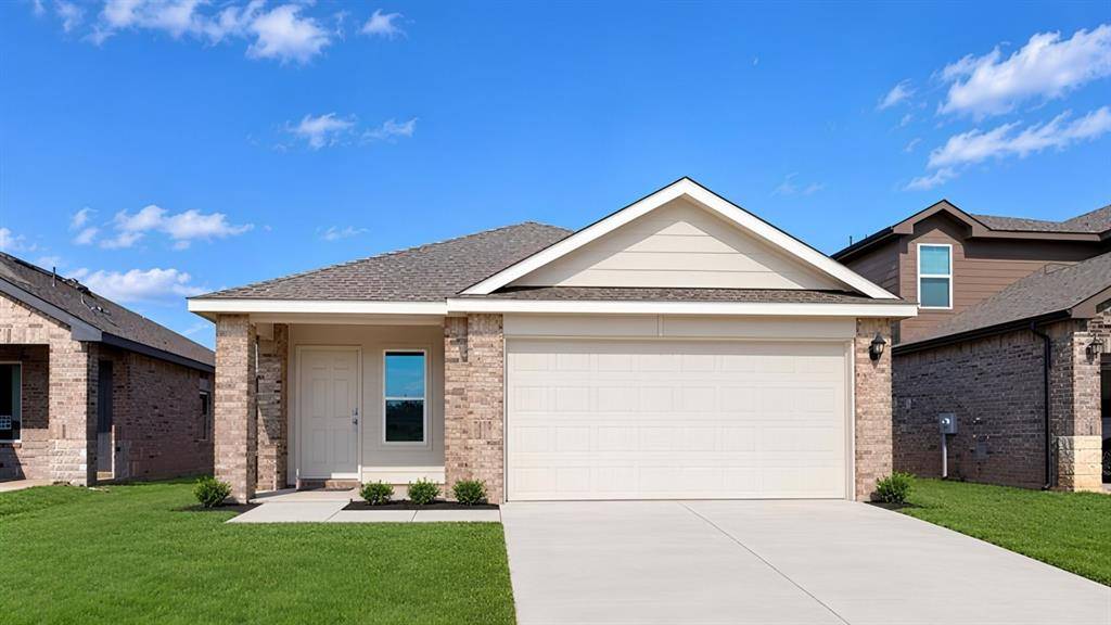 10525 Red Thistle DR, Oklahoma City, OK 73114