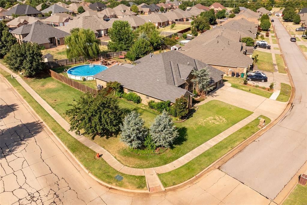 9300 SW 23rd ST, Oklahoma City, OK 73128