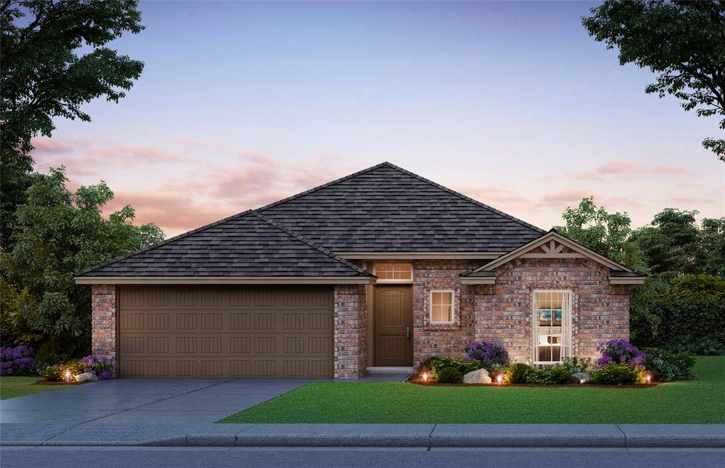 11912 SW 11th ST, Yukon, OK 73099