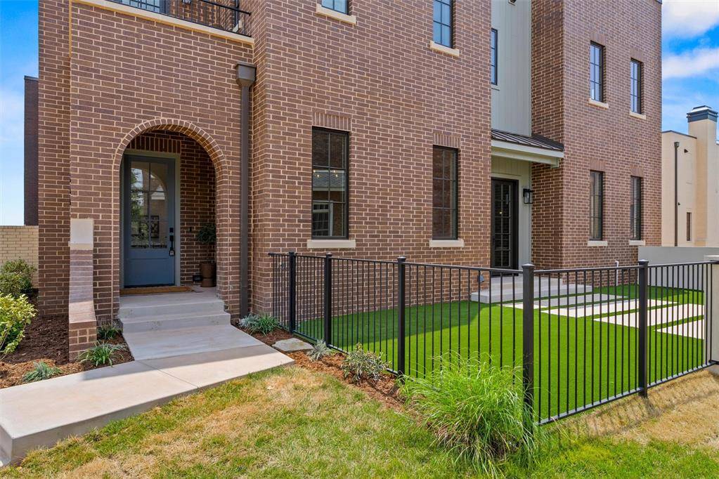 516 NE 2nd ST, Oklahoma City, OK 73104