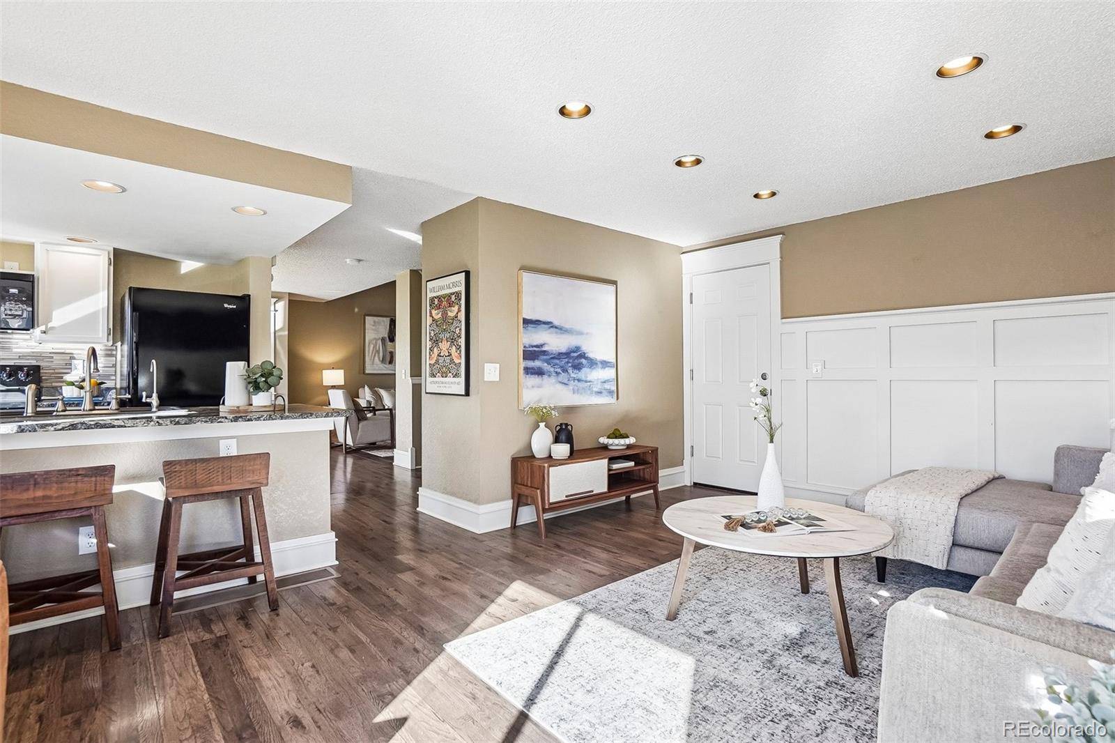 4915 S Flanders CT, Aurora, CO 80015