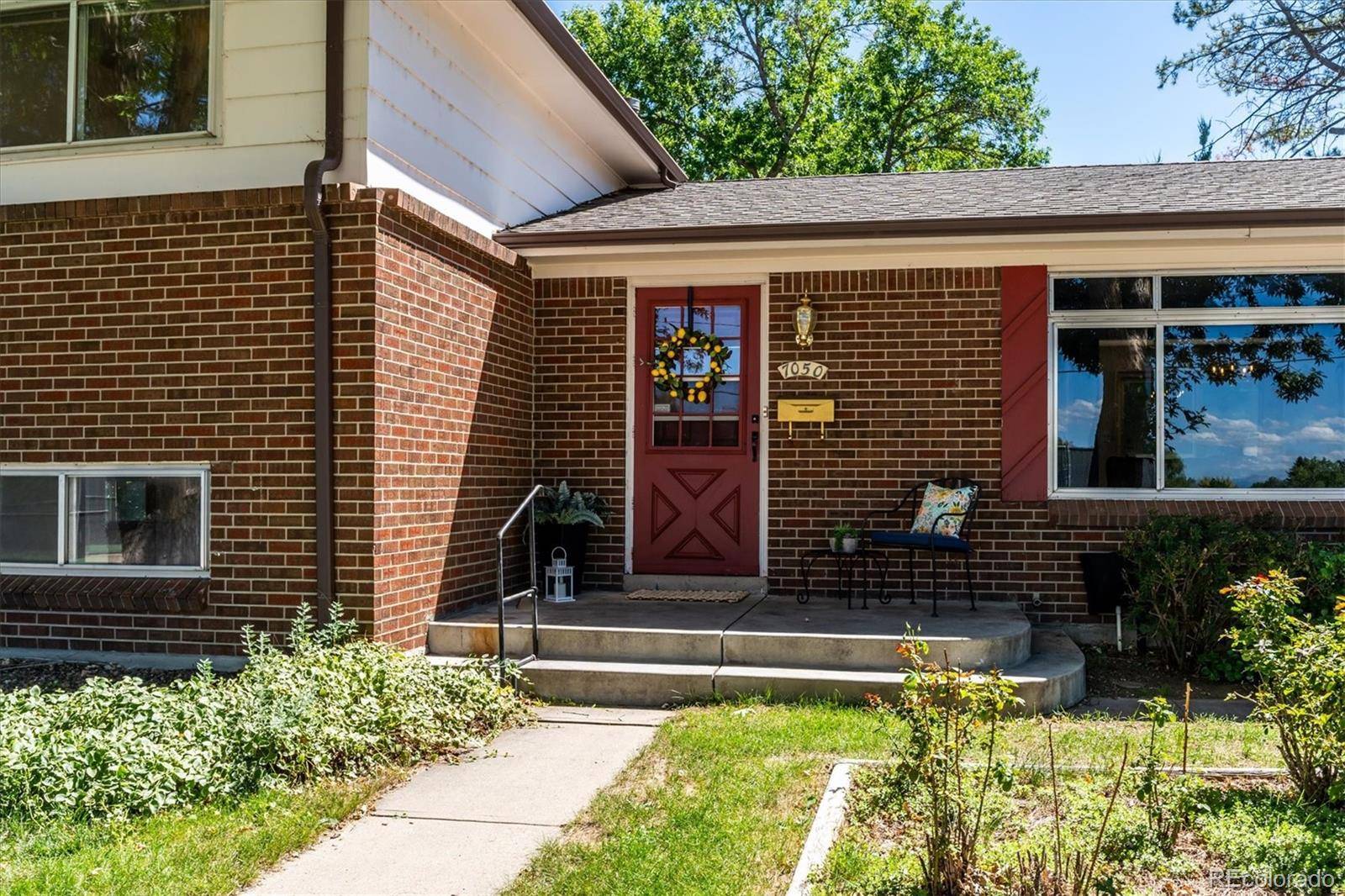 7050 S Uinta ST, Centennial, CO 80112