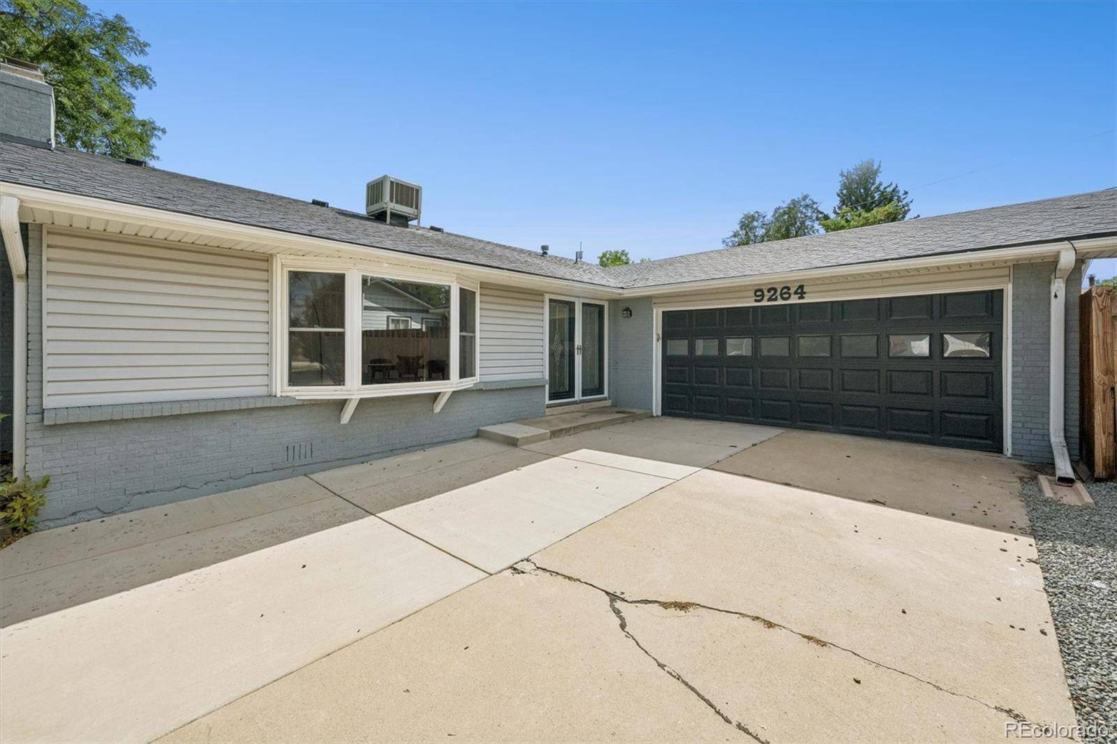 9264 W Virginia DR, Lakewood, CO 80226