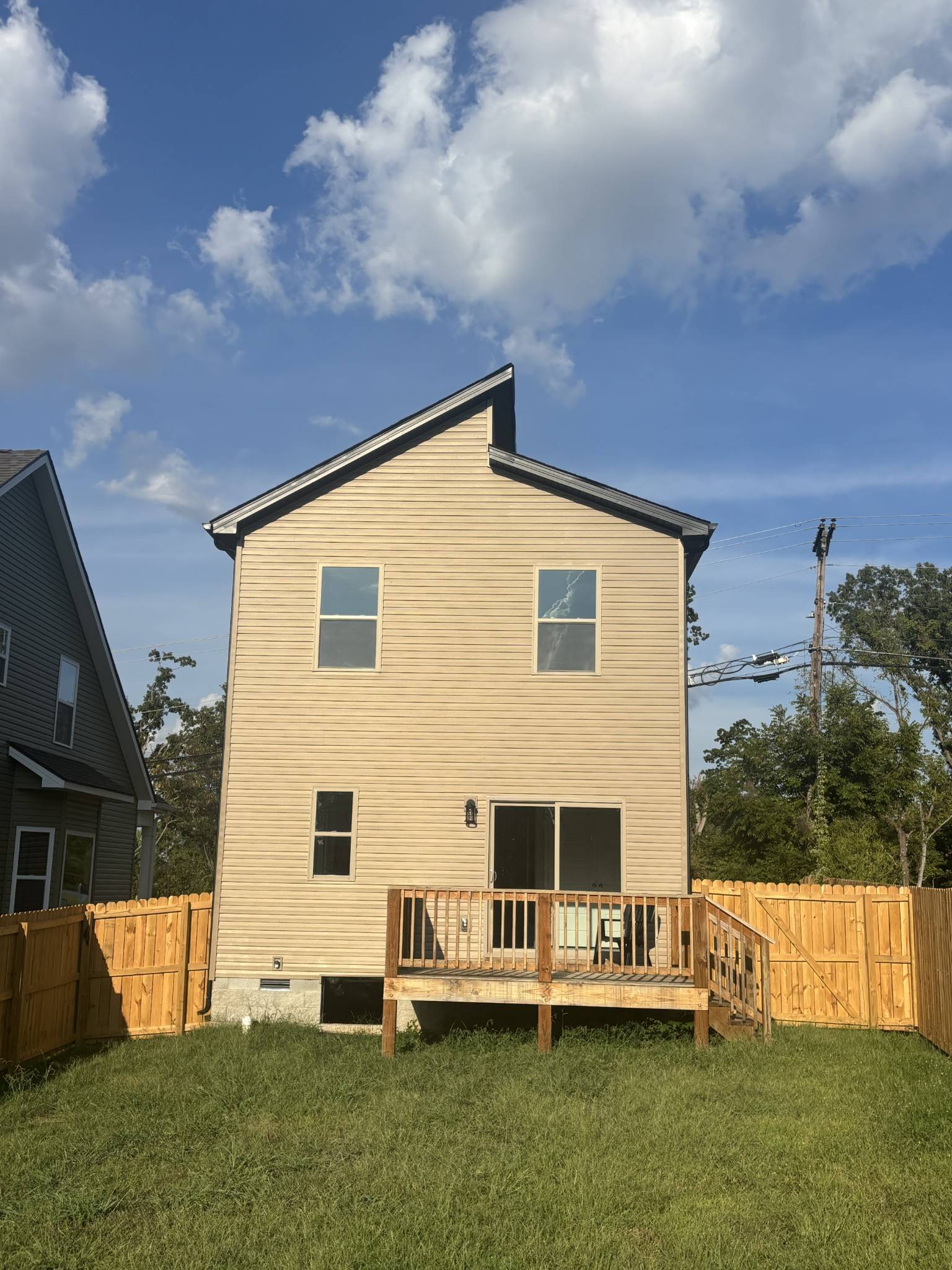 1906 Evans Rd, Clarksville, TN 37042