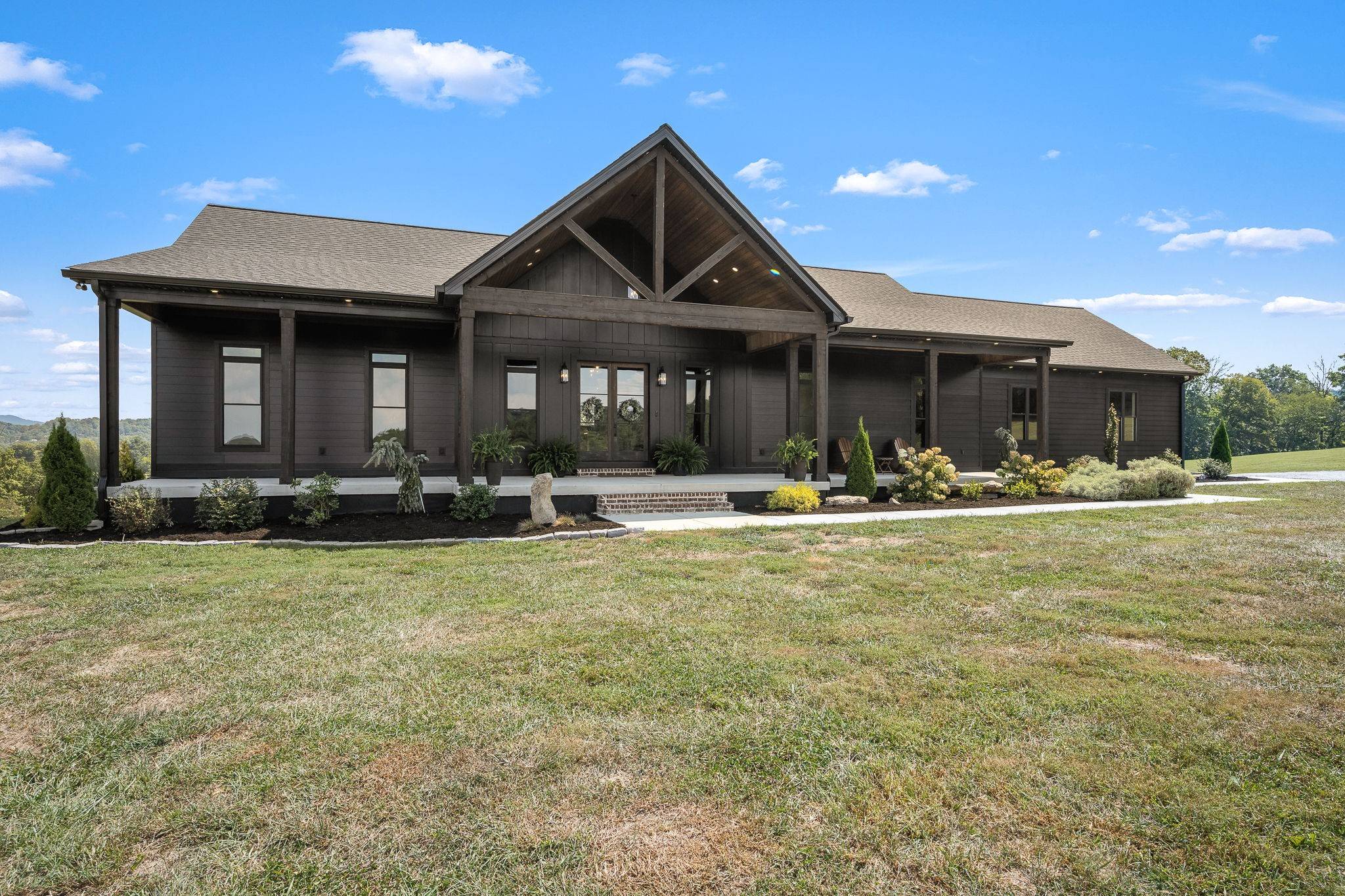 136 Big Orange Ln, Woodbury, TN 37190