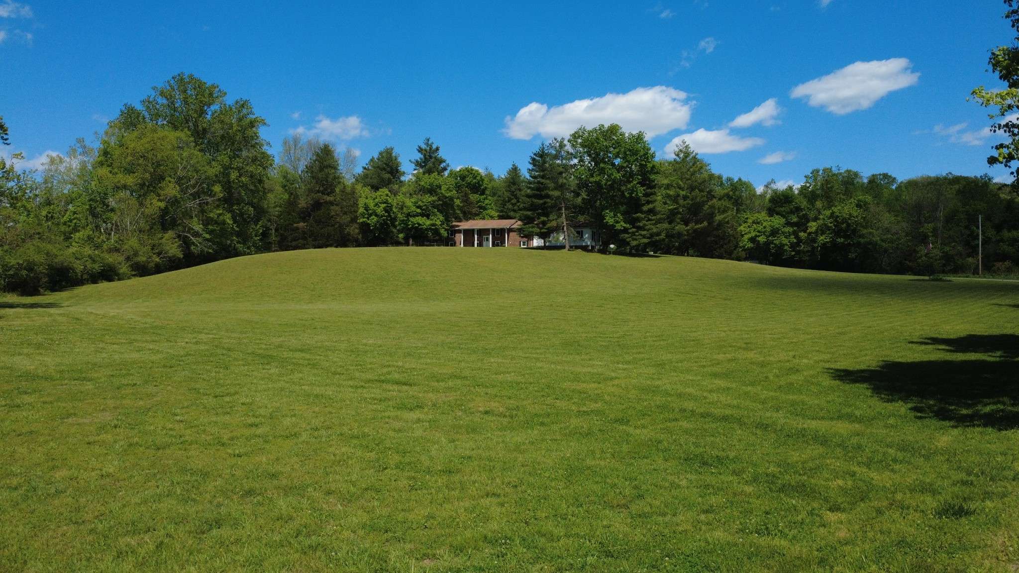 293 E Piney Rd, Dickson, TN 37055
